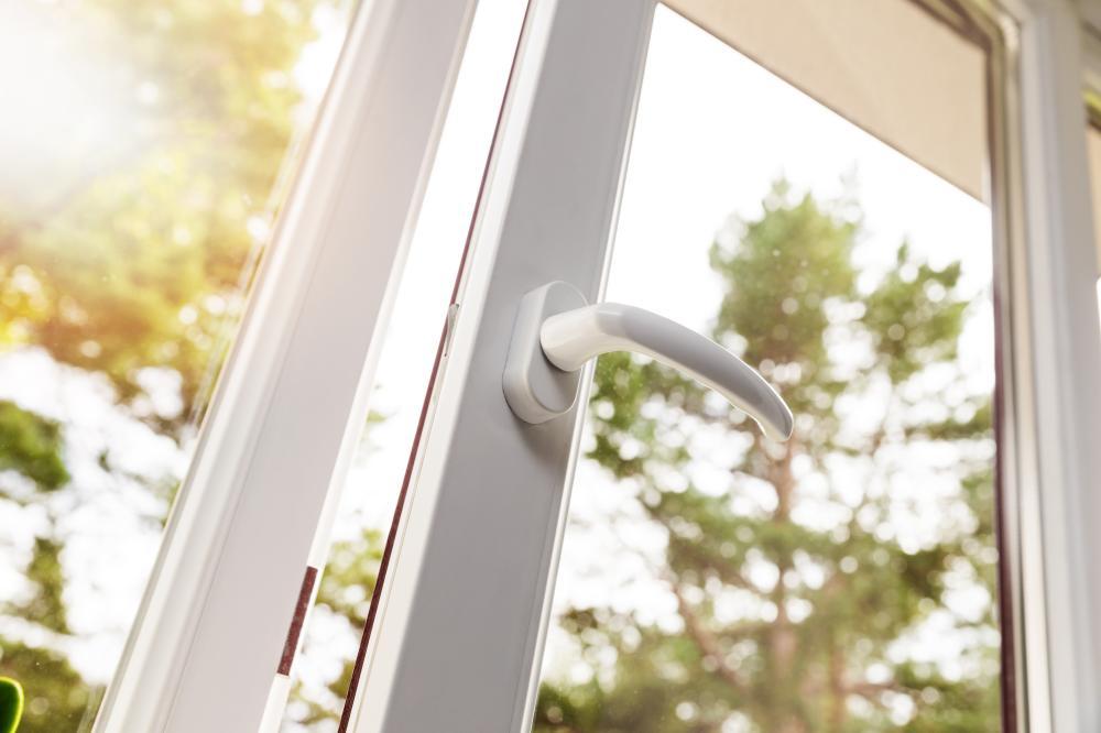 fenetre ouverte blanc pvc